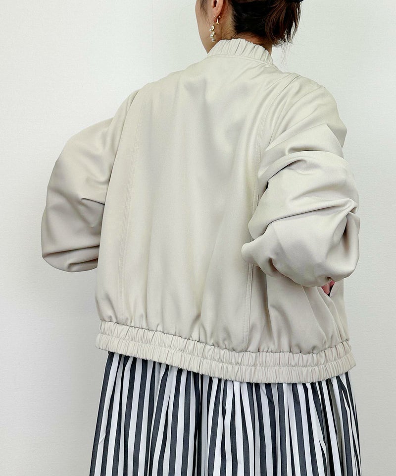 model：H164　着用サイズ：M　ライトグレー