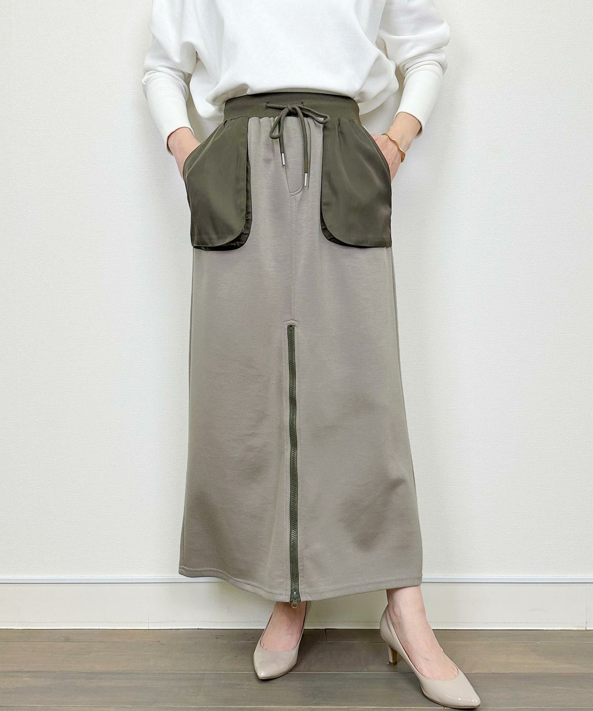 model：H164　着用サイズ：M　グレー