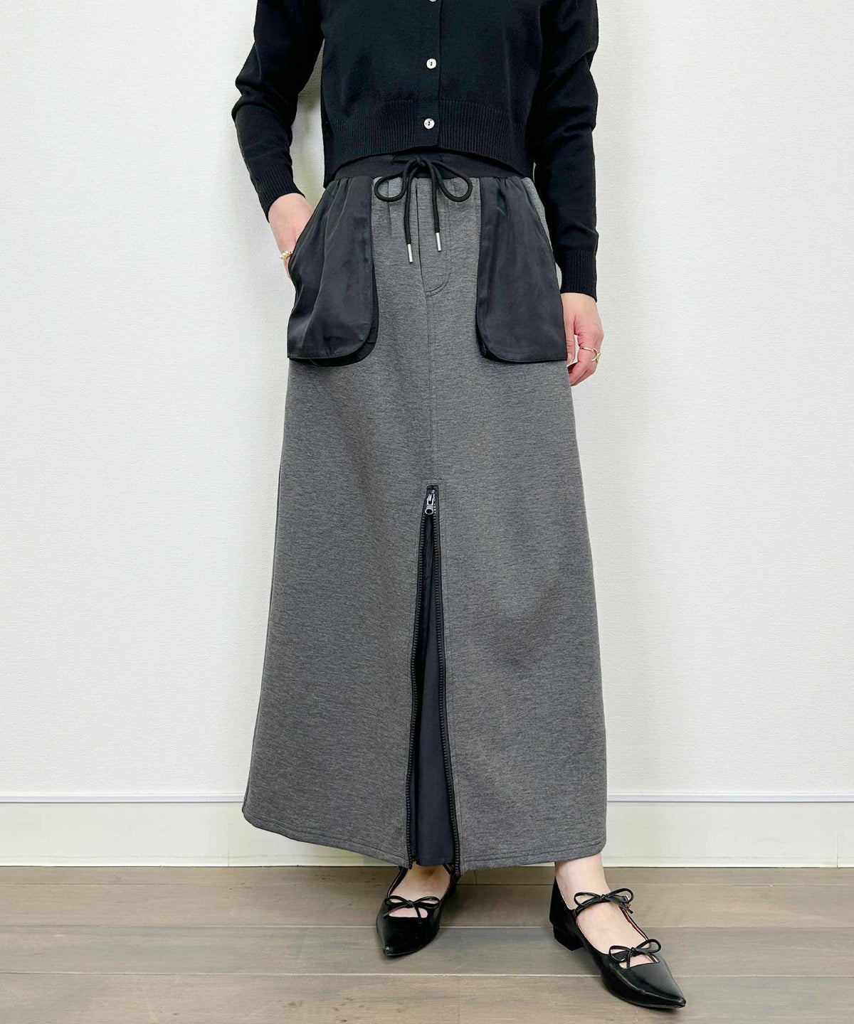 model：H164　着用サイズ：M　チャコールグレー