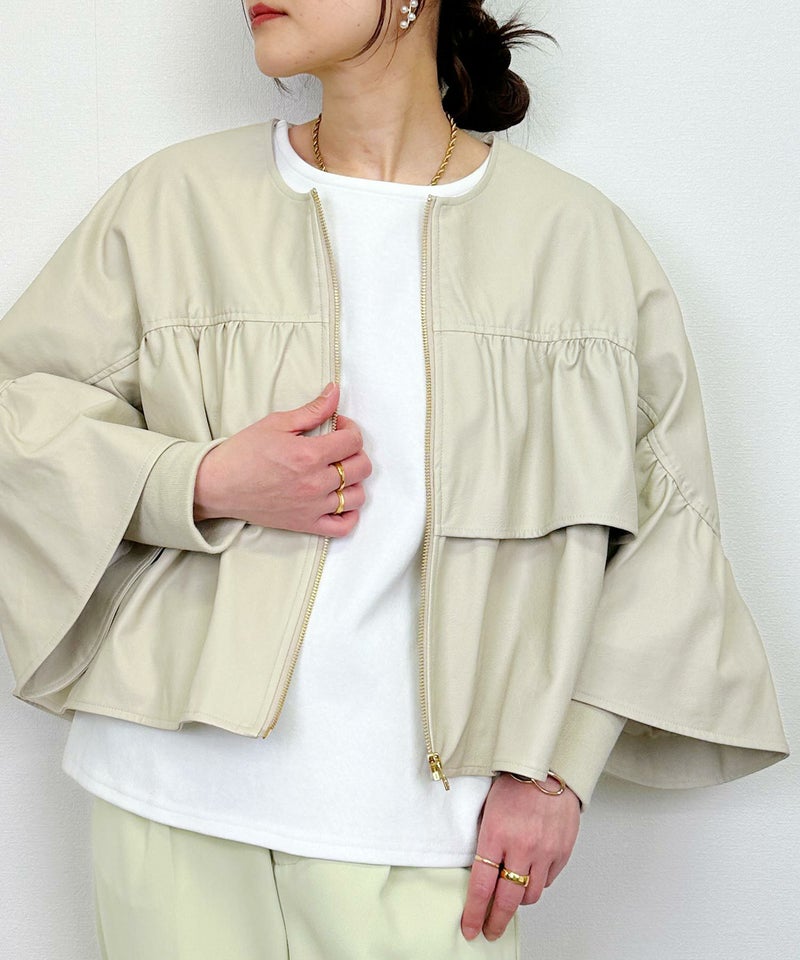 model：H164　着用サイズ：M　アイボリー