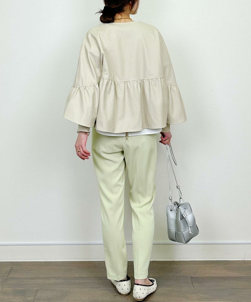 model：H164　着用サイズ：M　アイボリー