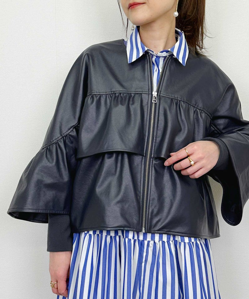 model：H164　着用サイズ：M　ネイビー