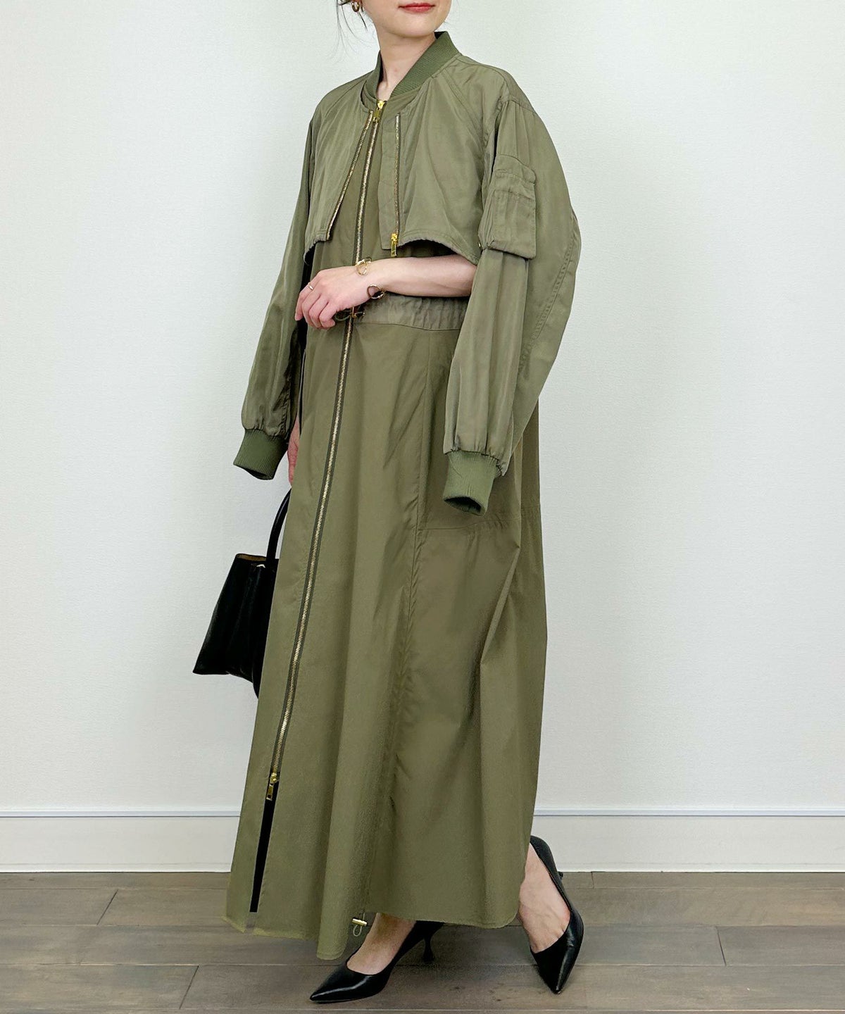 model：H164　着用サイズ：M　カーキ