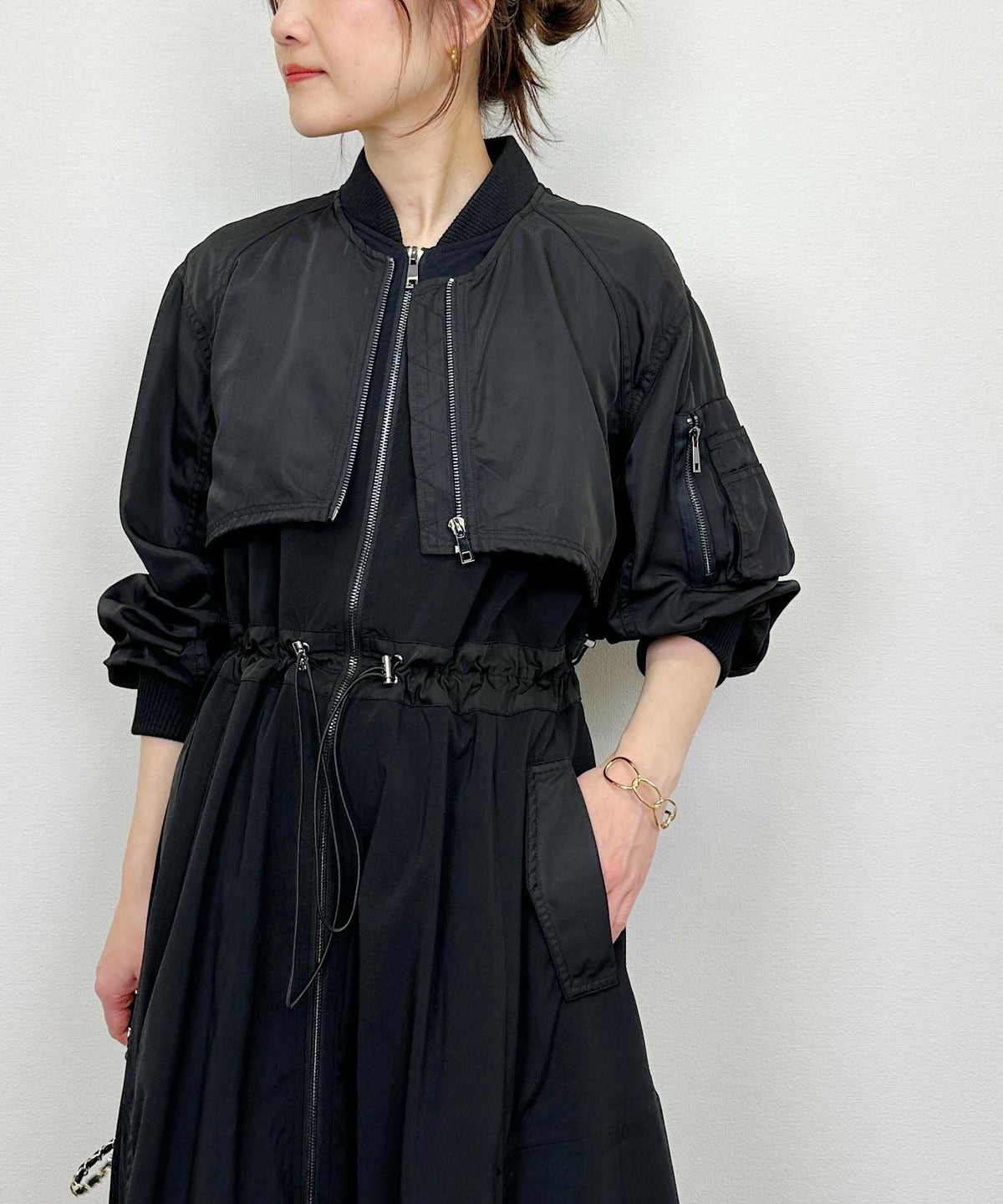 model：H164　着用サイズ：M　ブラック