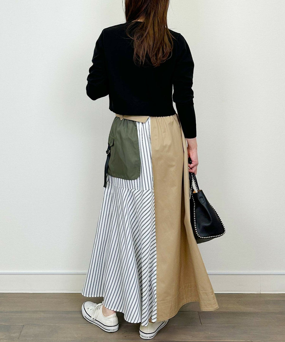 model：H164　着用サイズ：M　ベージュ