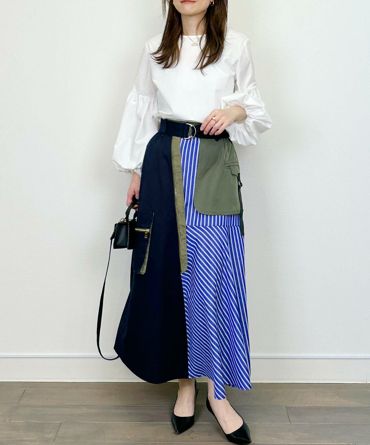 model：H164　着用サイズ：M　ネイビー