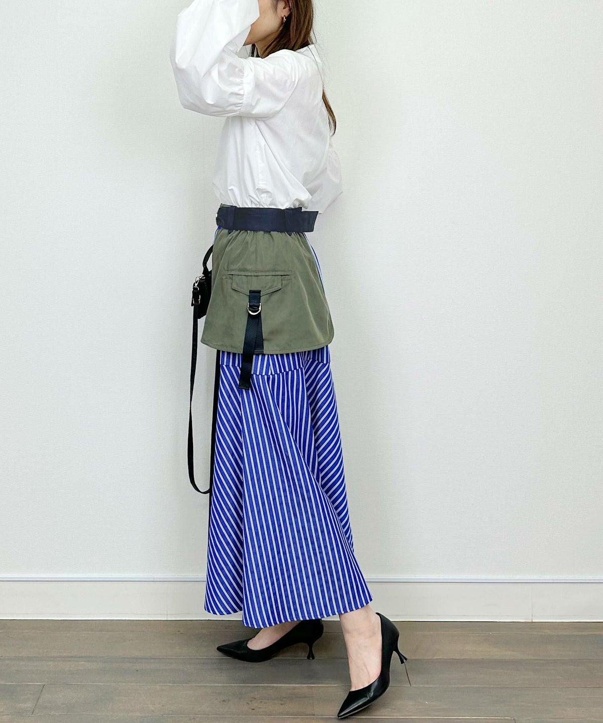 model：H164　着用サイズ：M　ネイビー