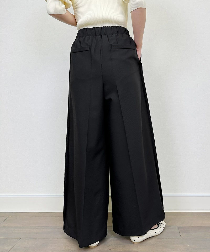 model：H164　着用サイズ：M　ブラック