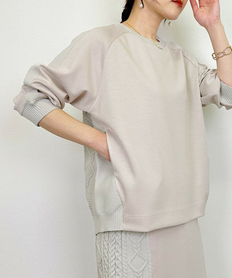 model：H164　着用サイズ：M　グレイッシュベージュ