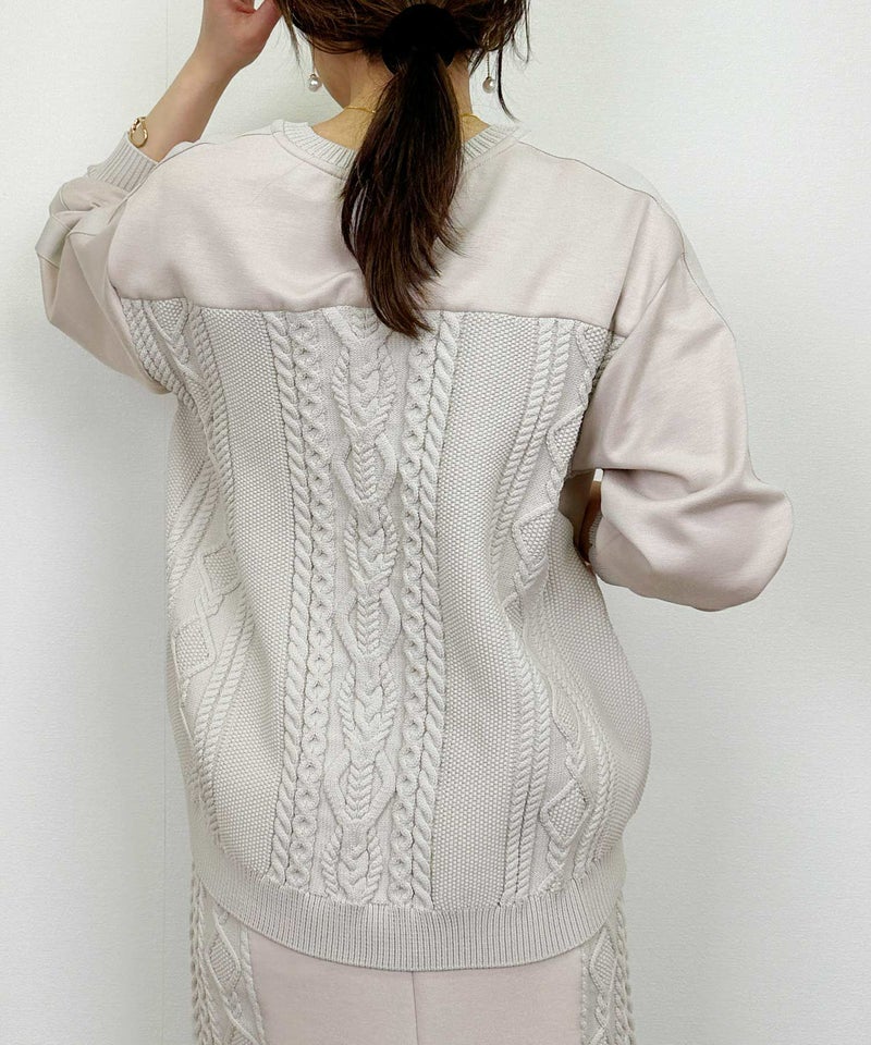 model：H164　着用サイズ：M　グレイッシュベージュ