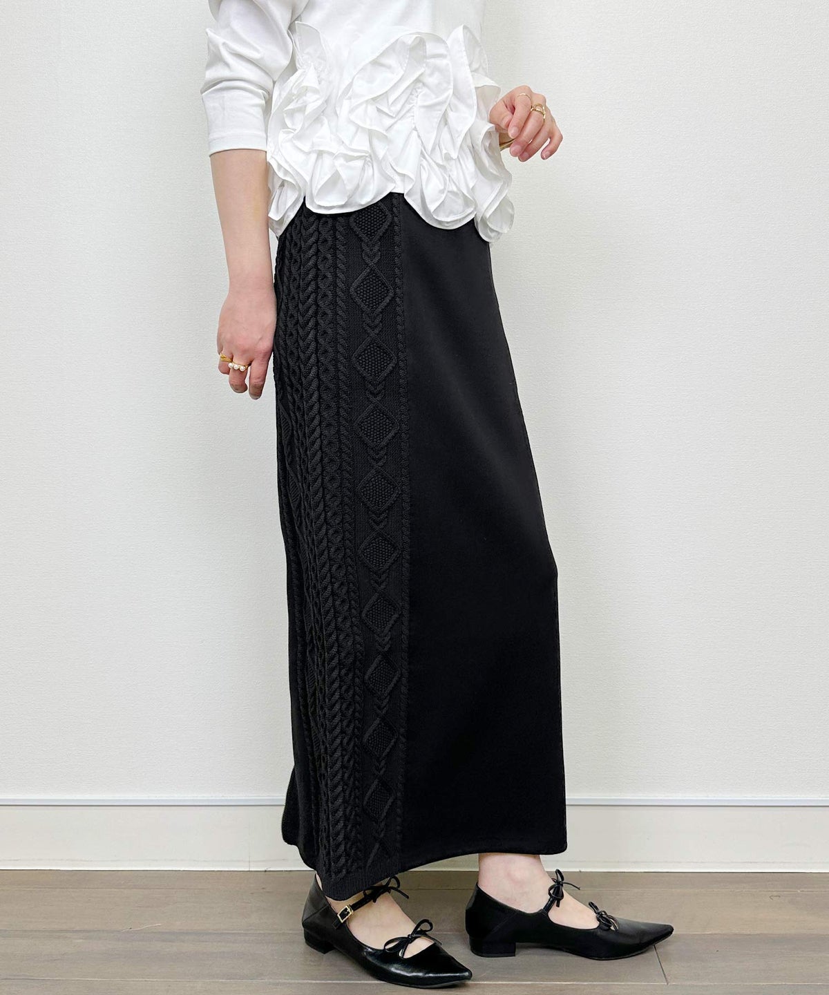 model：H164　着用サイズ：M　ブラック