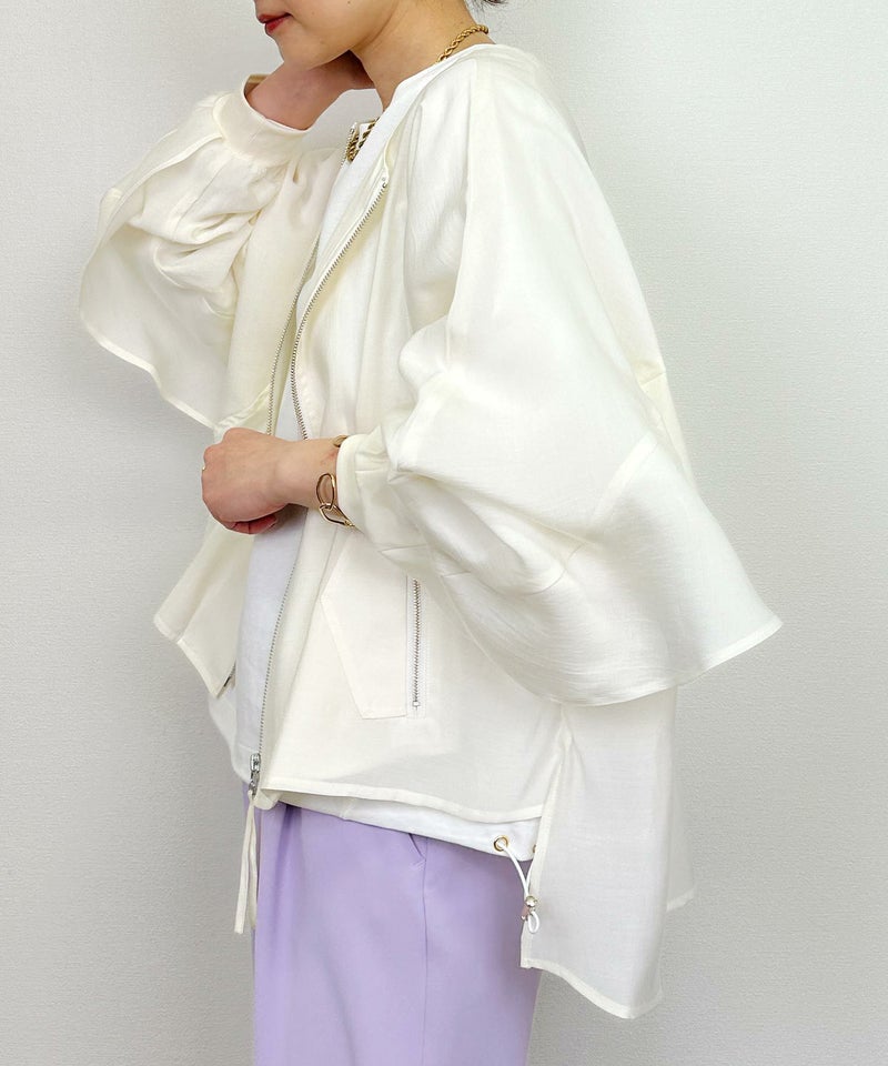 model：H164　着用サイズ：M　オフホワイト