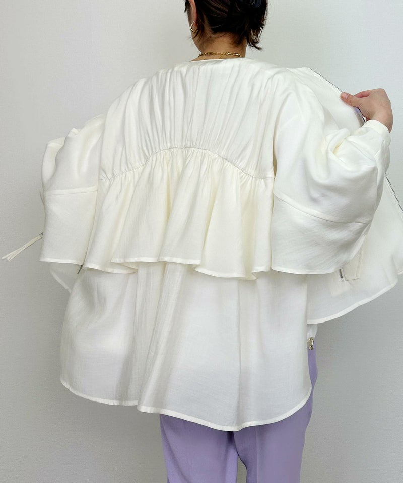 model：H164　着用サイズ：M　オフホワイト