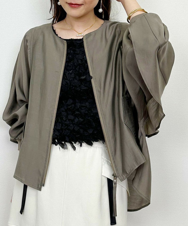 model：H164　着用サイズ：M　カーキ