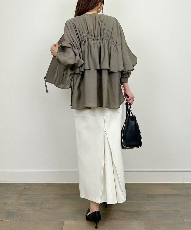 model：H164　着用サイズ：M　オフホワイト