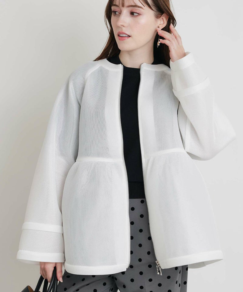 model：H160　着用サイズ：M　オフホワイト