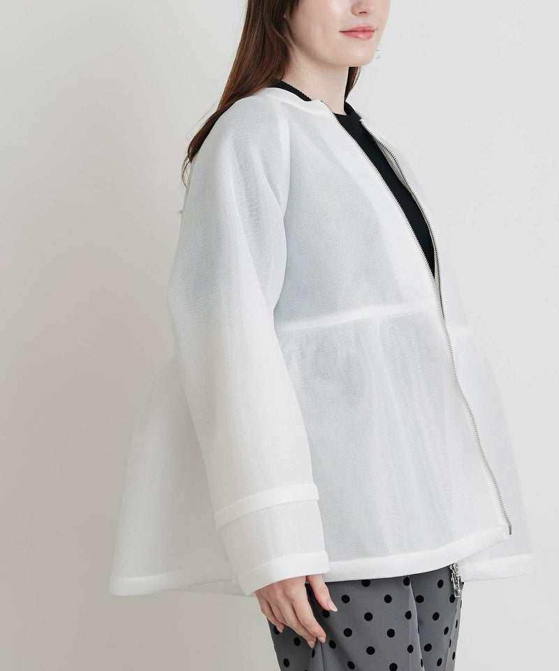 model：H160　着用サイズ：M　オフホワイト