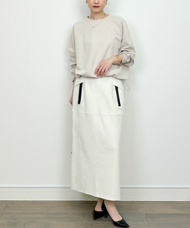 model：H164　着用サイズ：M　グレイッシュベージュ