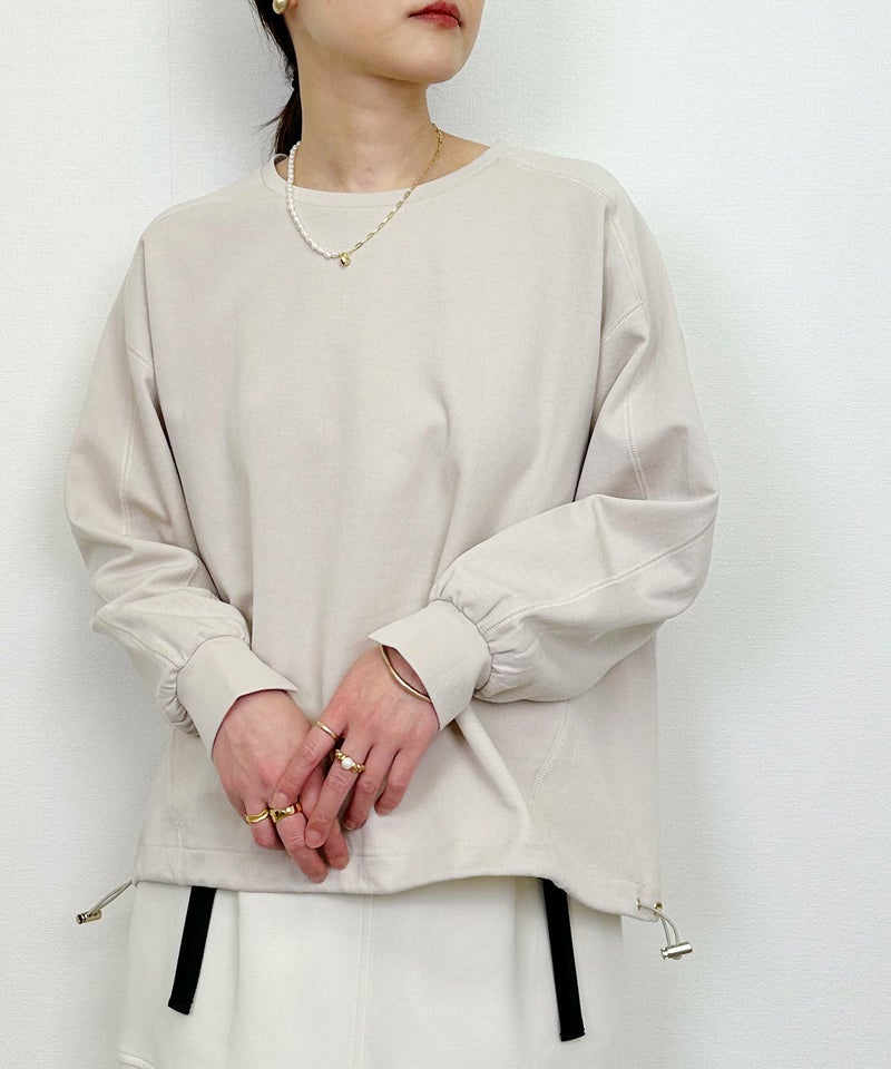 model：H164　着用サイズ：M　グレイッシュベージュ