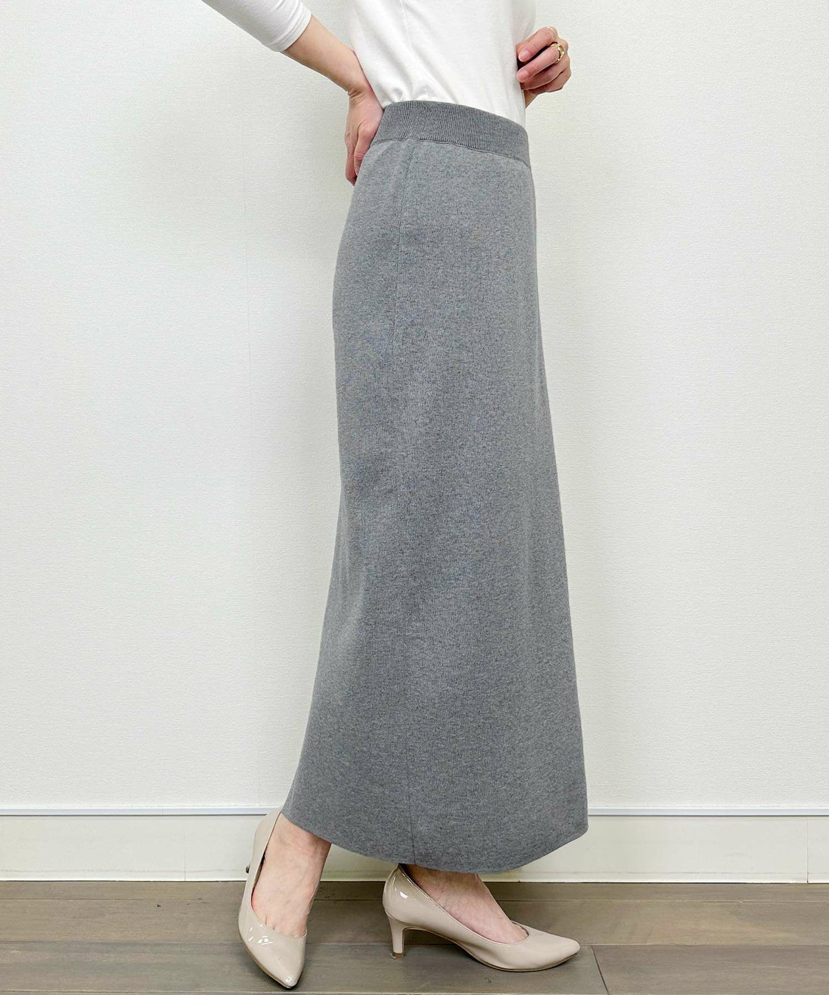 model：H164　着用サイズ：M　チャコールグレー