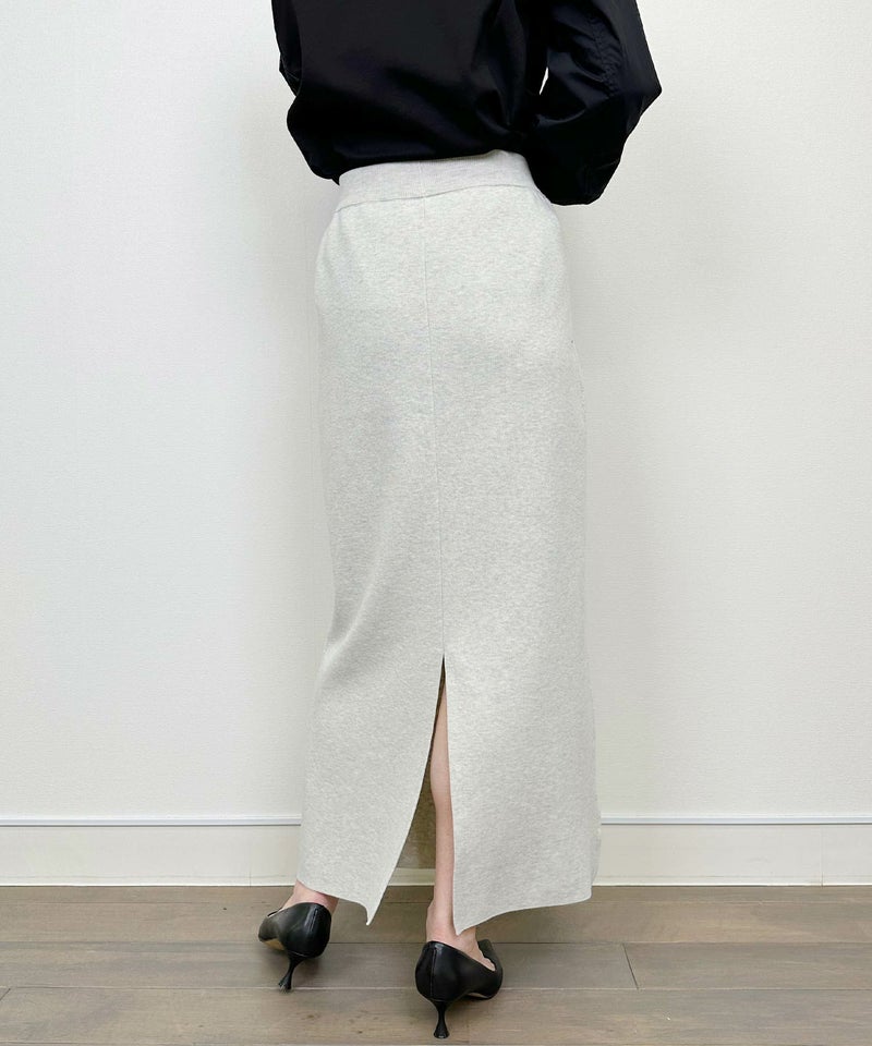 model：H164　着用サイズ：M　ライトグレー