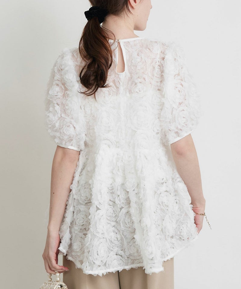 model：H160　着用サイズ：M　オフホワイト