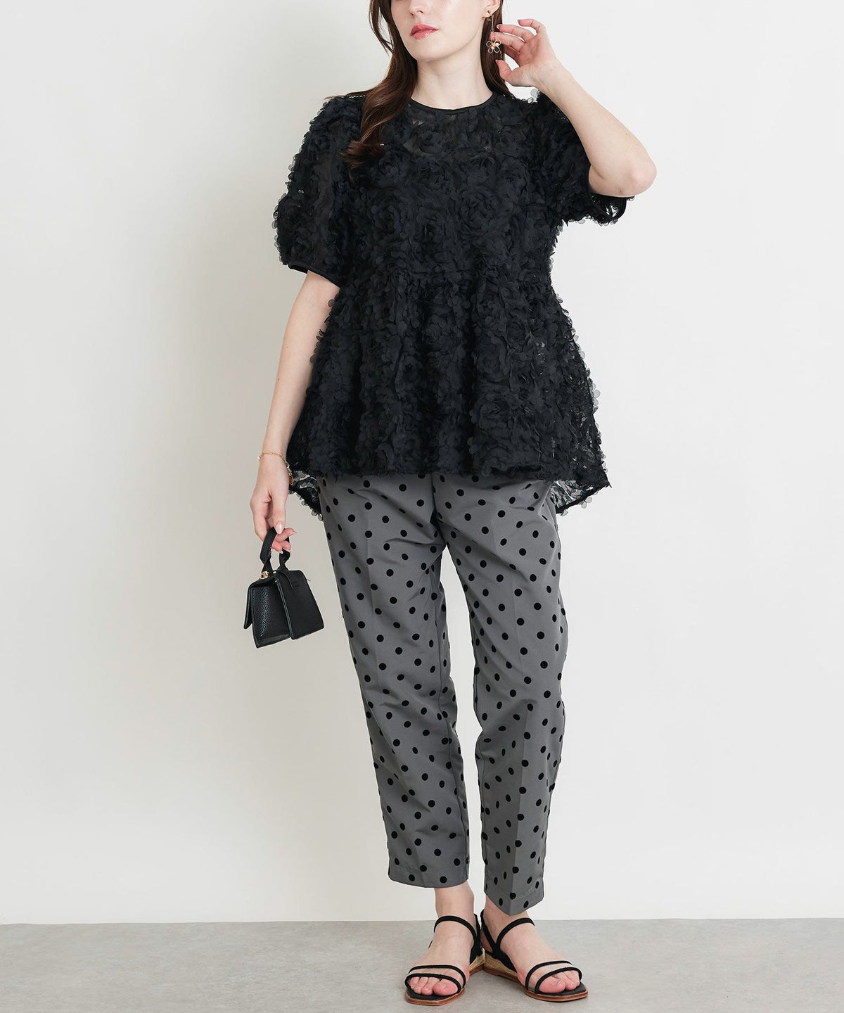 model：H160　着用サイズ：M　ブラック