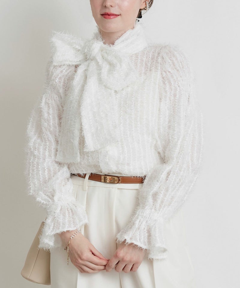 model：H160　着用サイズ：M　オフホワイト