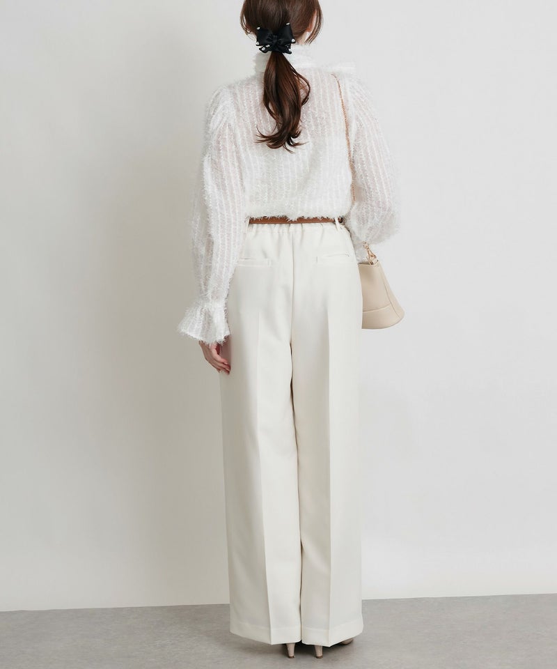 model：H160　着用サイズ：M　オフホワイト