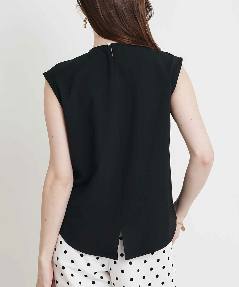 model：H160　着用サイズ：M　ブラック　ダブルリボン