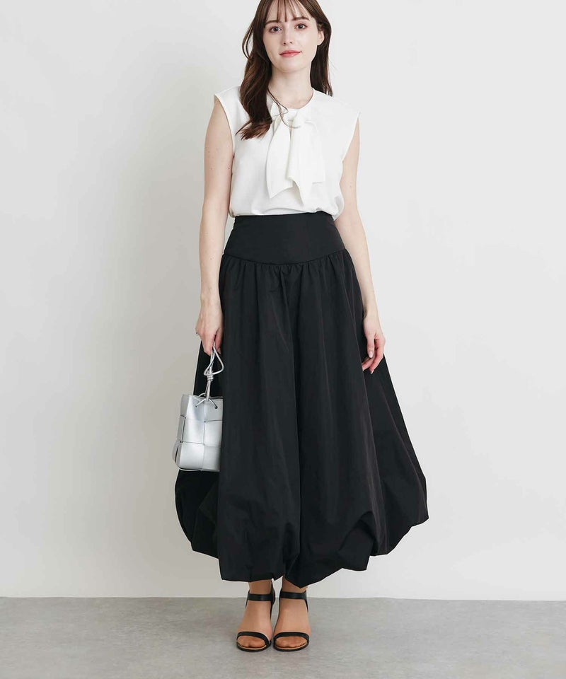 model：H160　着用サイズ：M　オフホワイト　ダブルリボン