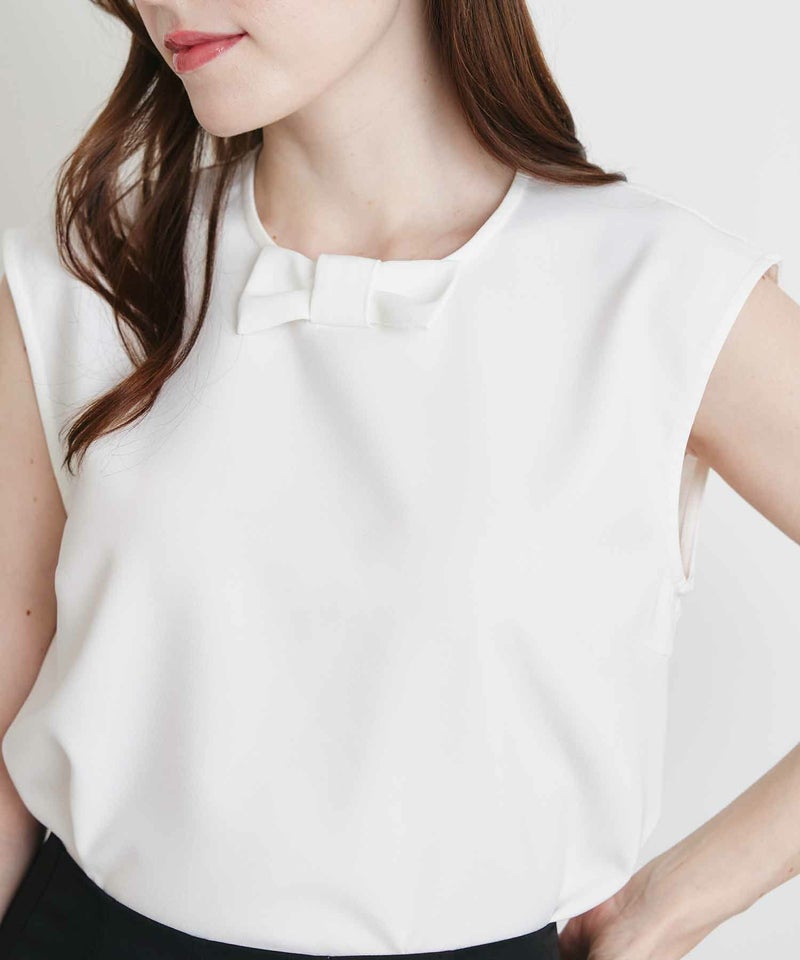 model：H160　着用サイズ：M　オフホワイト　小リボンのみ