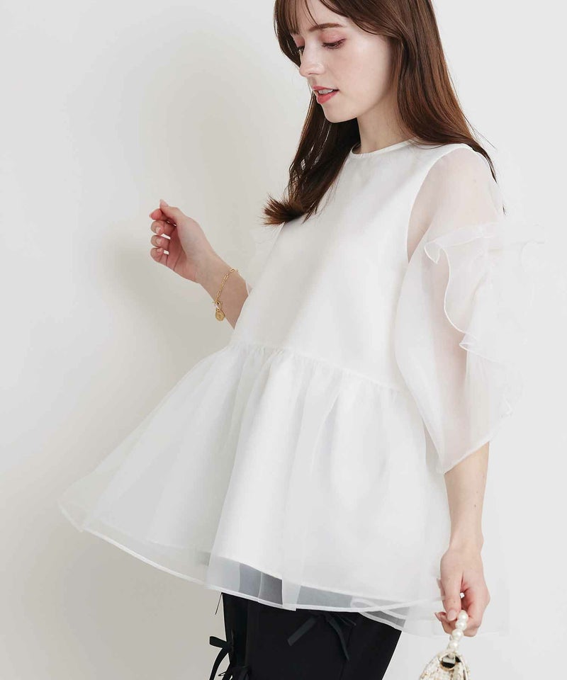 model：H160　着用サイズ：M　オフホワイト