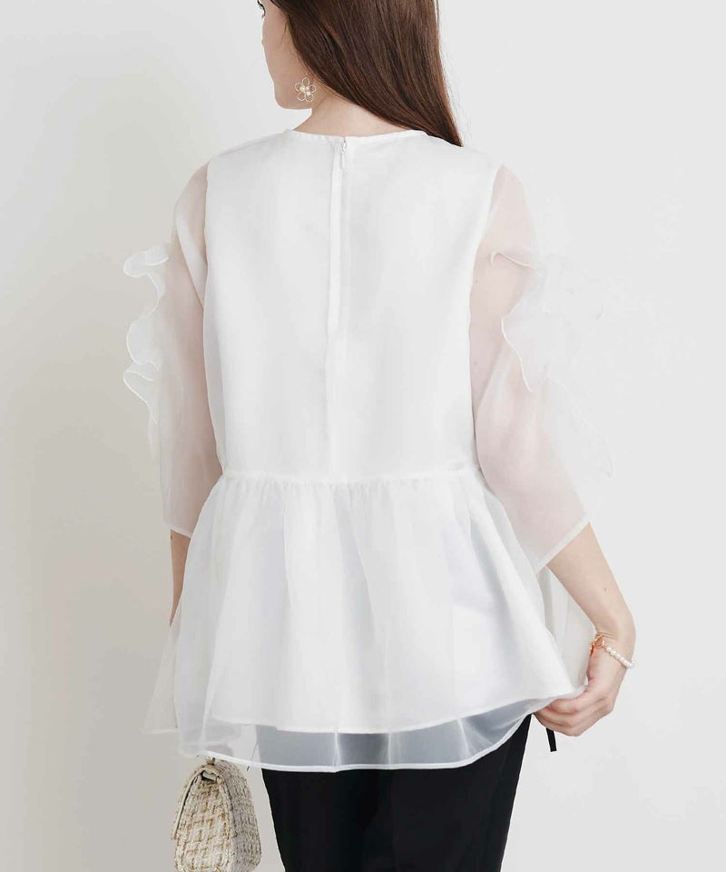 model：H160　着用サイズ：M　オフホワイト