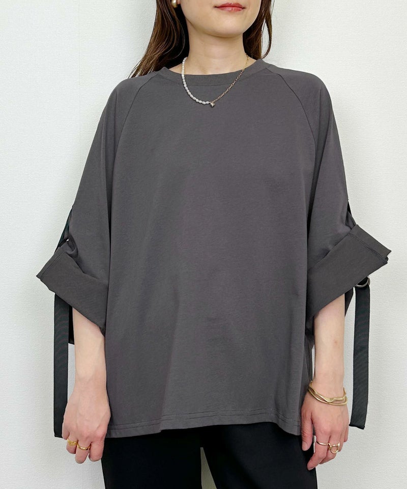 model：H164　着用サイズ：M　チャコールグレー