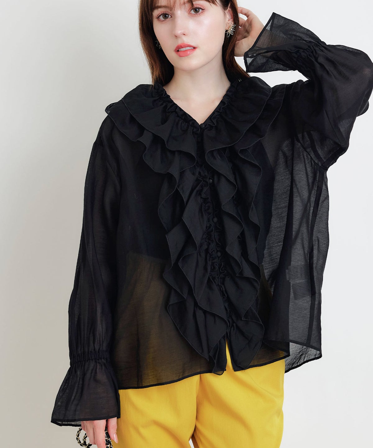 model：H160　着用サイズ：M　ブラック