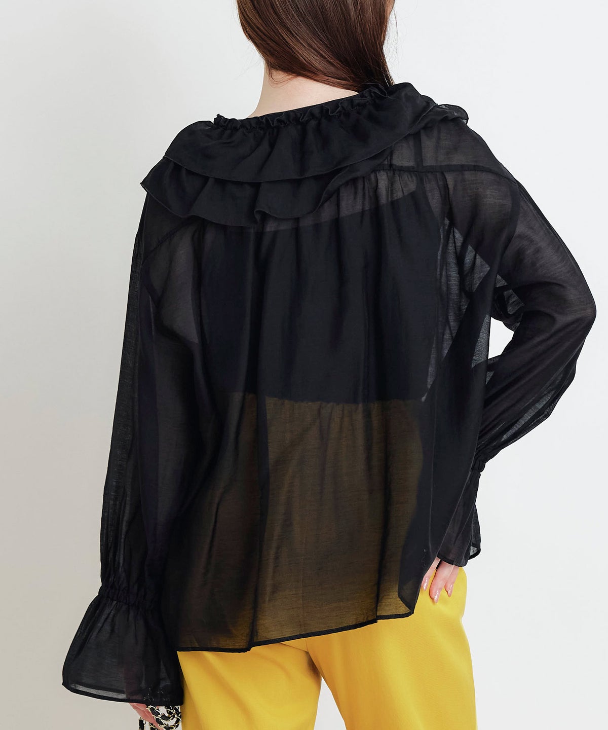 model：H160　着用サイズ：M　ブラック