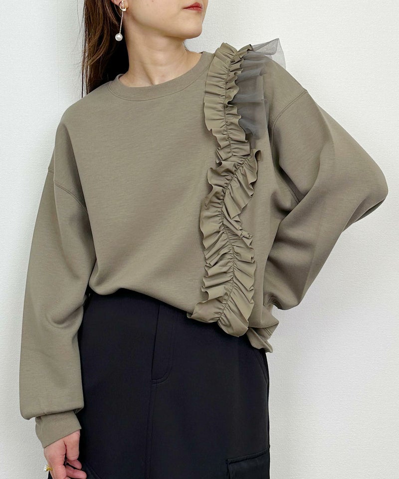 model：H164　着用サイズ：M　グレイッシュベージュ