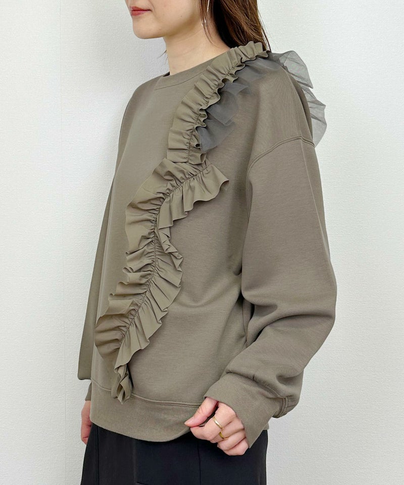 model：H164　着用サイズ：M　グレイッシュベージュ