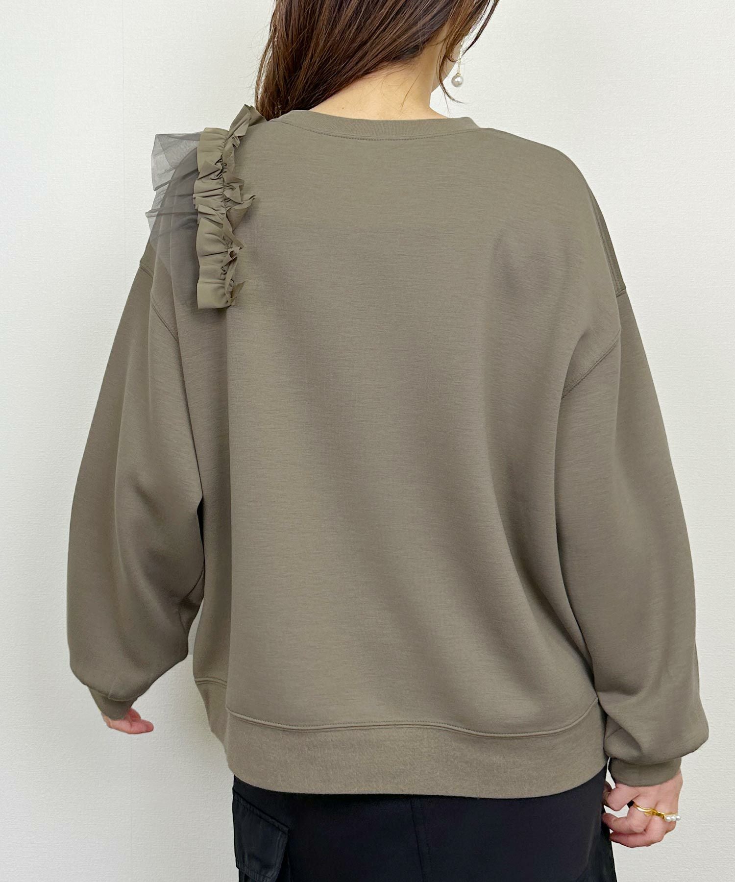 WEB限定】ライトダンボールアシメフリルプルオーバー | PICCIN
