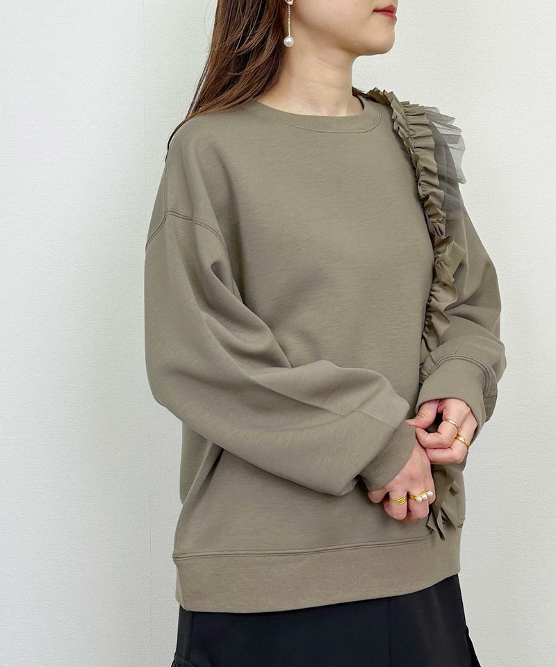 model：H164　着用サイズ：M　グレイッシュベージュ