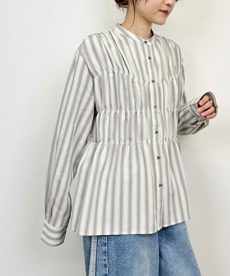 model：H164　着用サイズ：M　ホワイト系その他