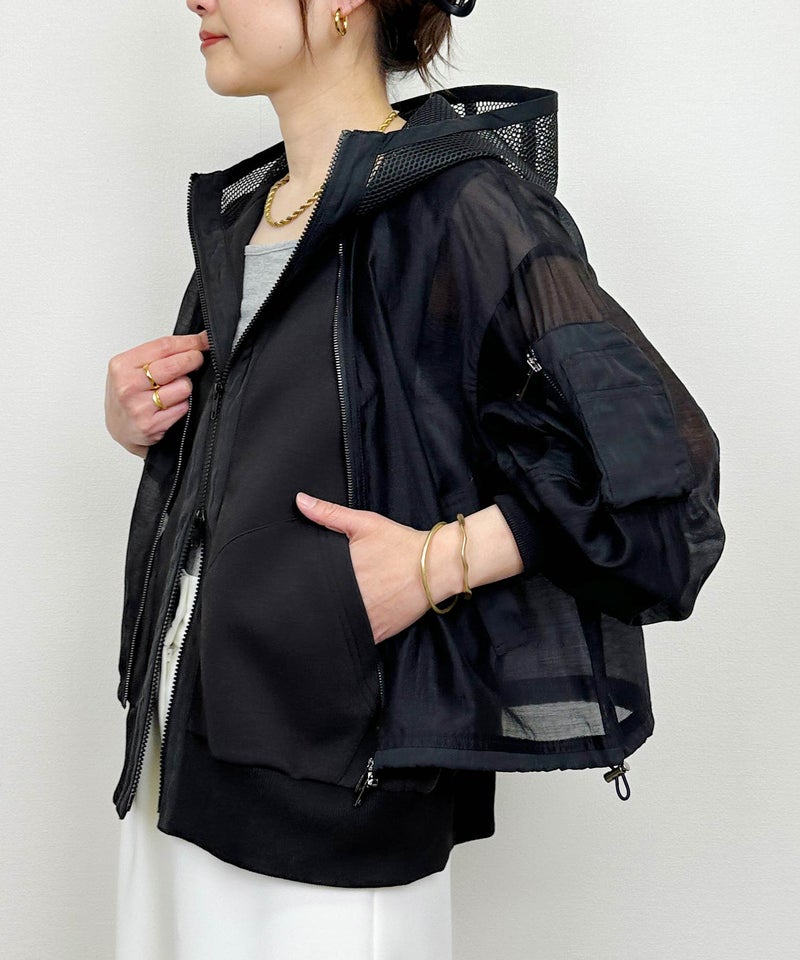 model：H164　着用サイズ：M　ブラック