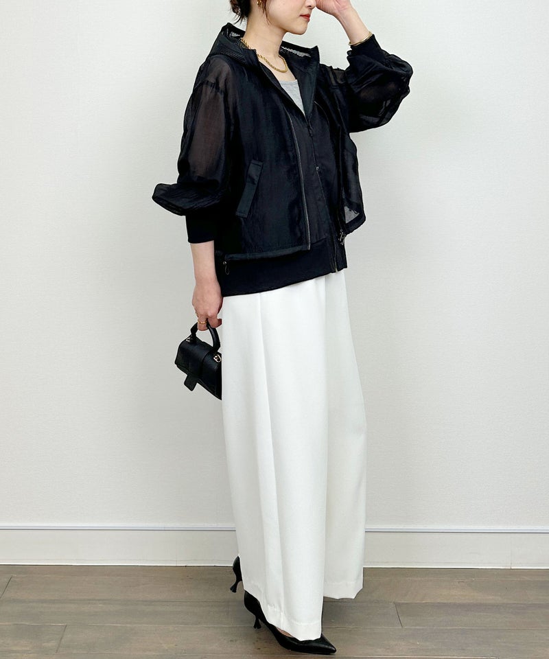 model：H164　着用サイズ：M　ブラック