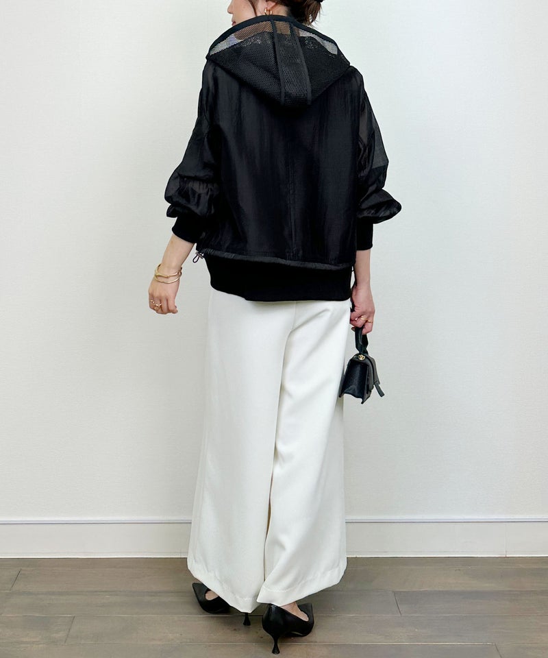 model：H164　着用サイズ：M　ブラック