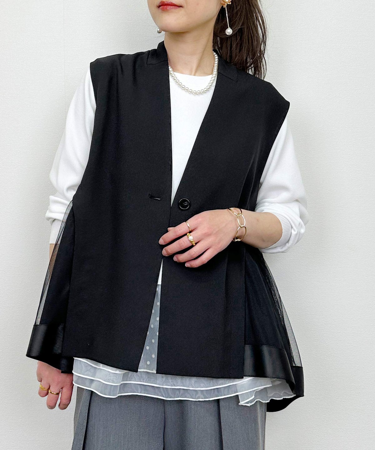 model：H164　着用サイズ：M　ブラック