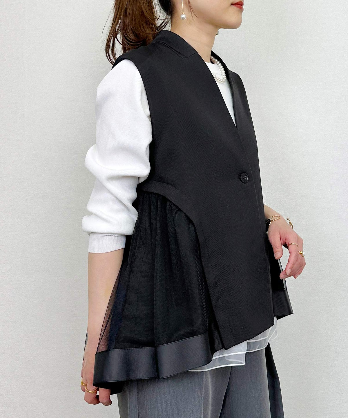 model：H164　着用サイズ：M　ブラック