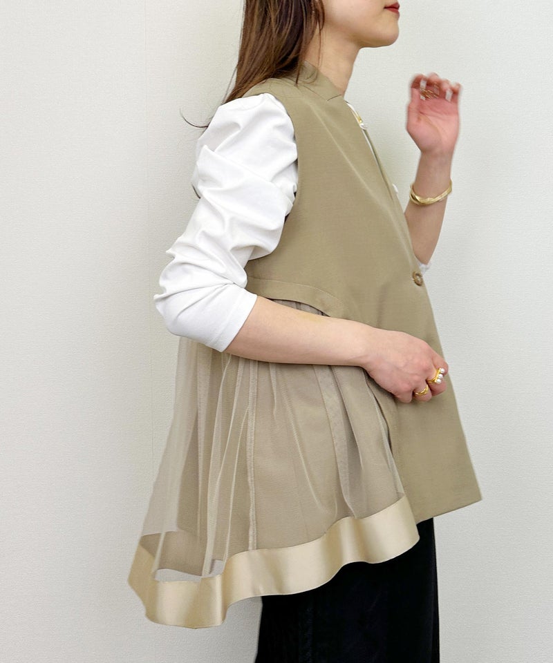 model：H164　着用サイズ：M　ベージュ