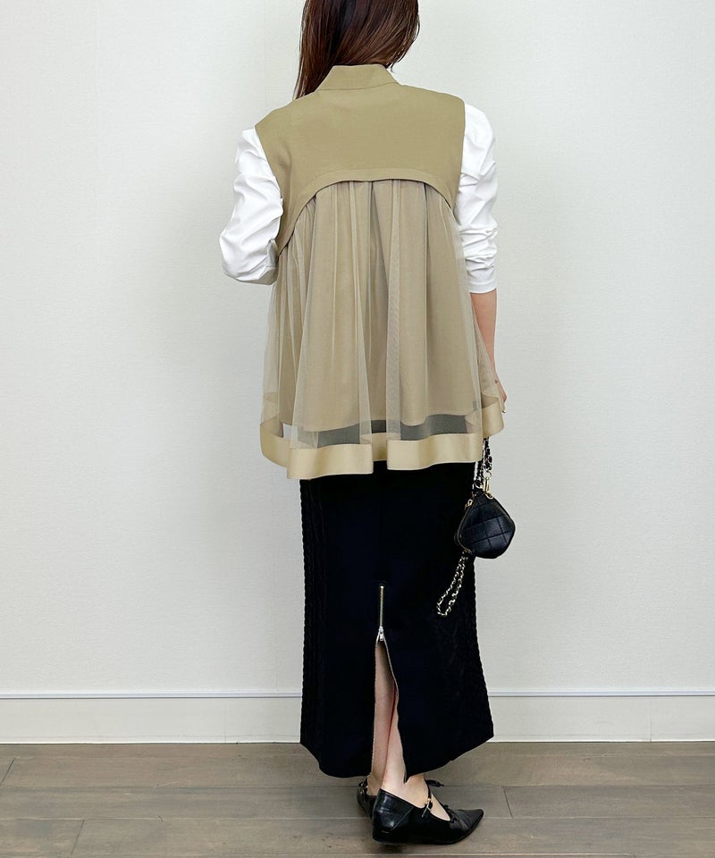 model：H164　着用サイズ：M　ベージュ