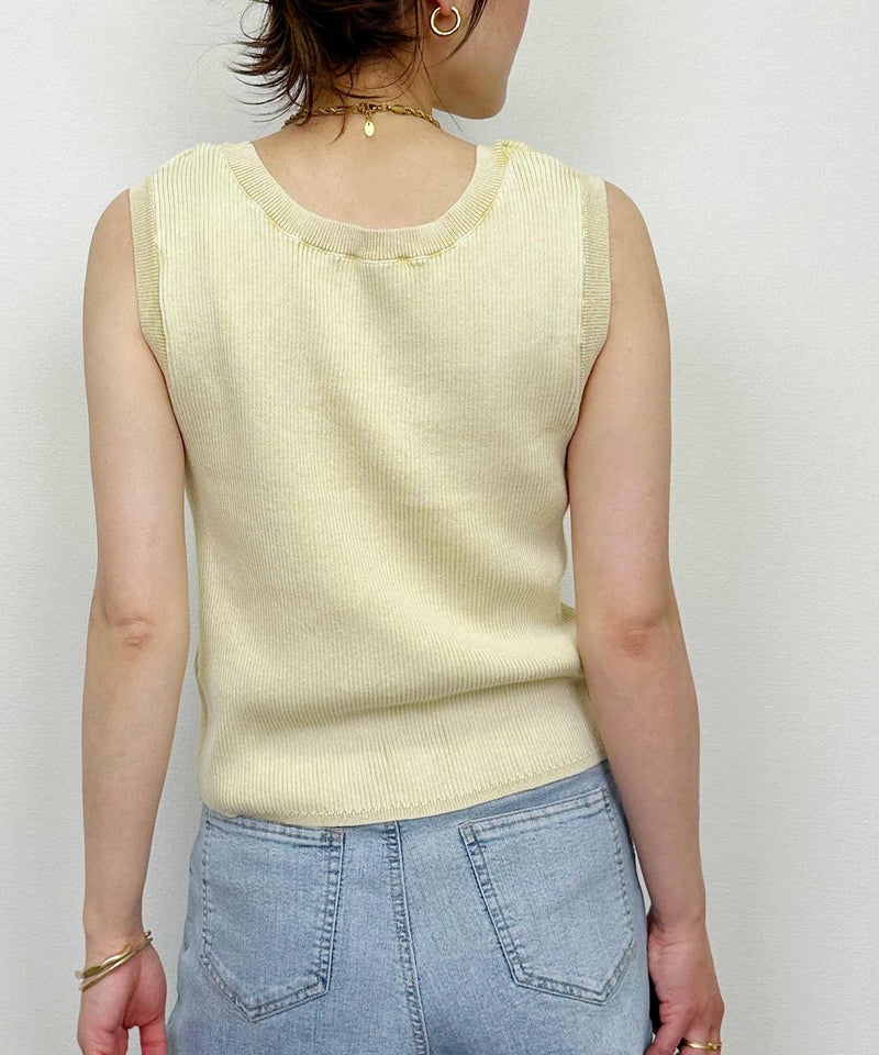 model：H164　着用サイズ：M　アイボリー